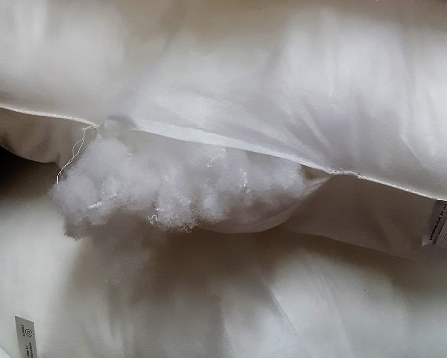 الیاف مصنوعی در بالش: